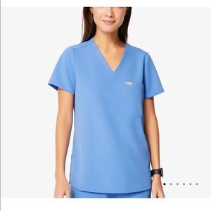 Figs Catarina blue women’s scrub top in ceil blue size xs